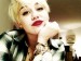 miley-cyrus-new-hair-new-look
